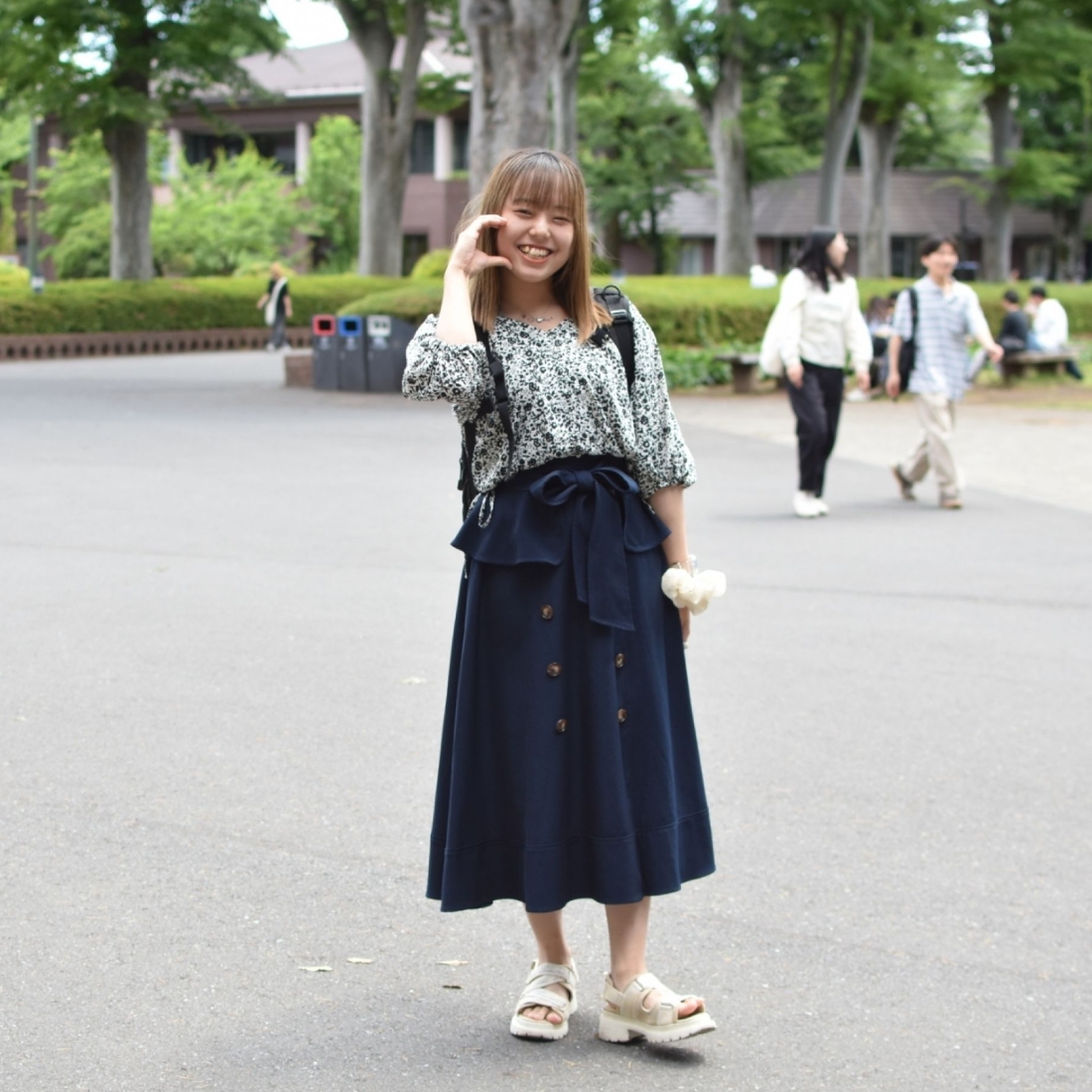 お花みたいな笑顔のにちかさん🌷🔆の春コーデ📸