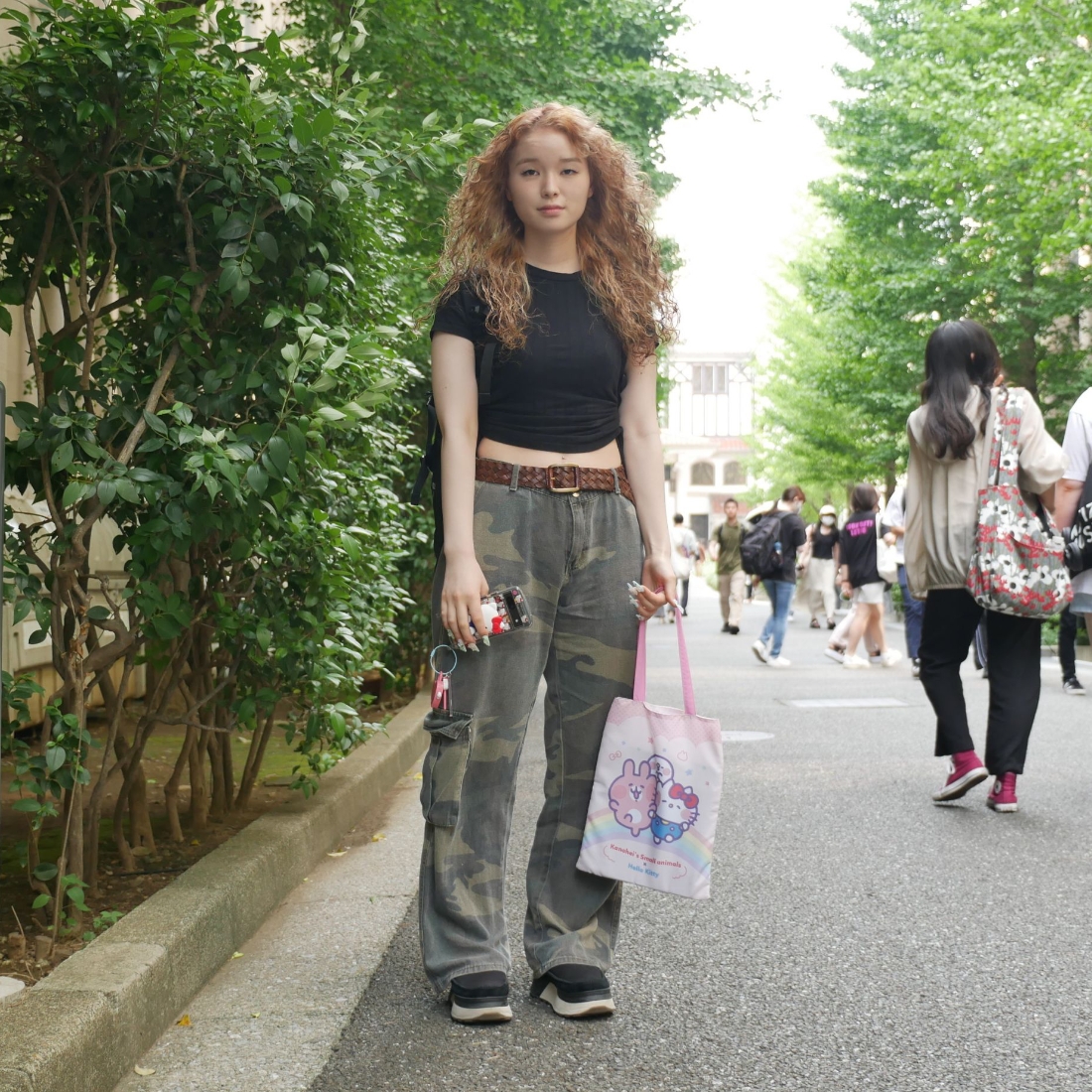 カーリーヘアがクール💅法学部もんちゃぴのギャルコーデ⭐️