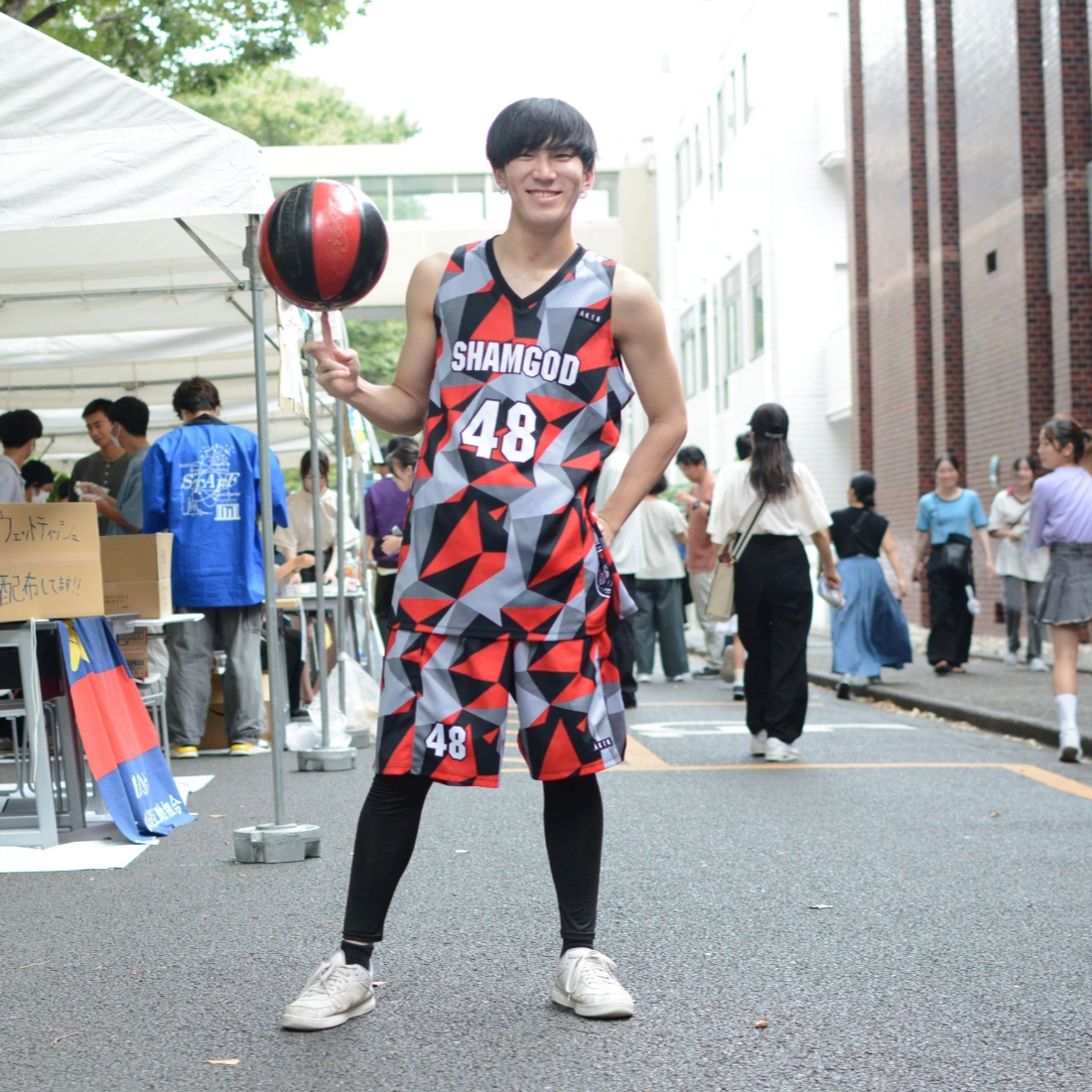 矢上祭ステージ後に直撃！フリースタイルバスケットボールチームSHAMGOD ショーやのユニスナップ⛹️