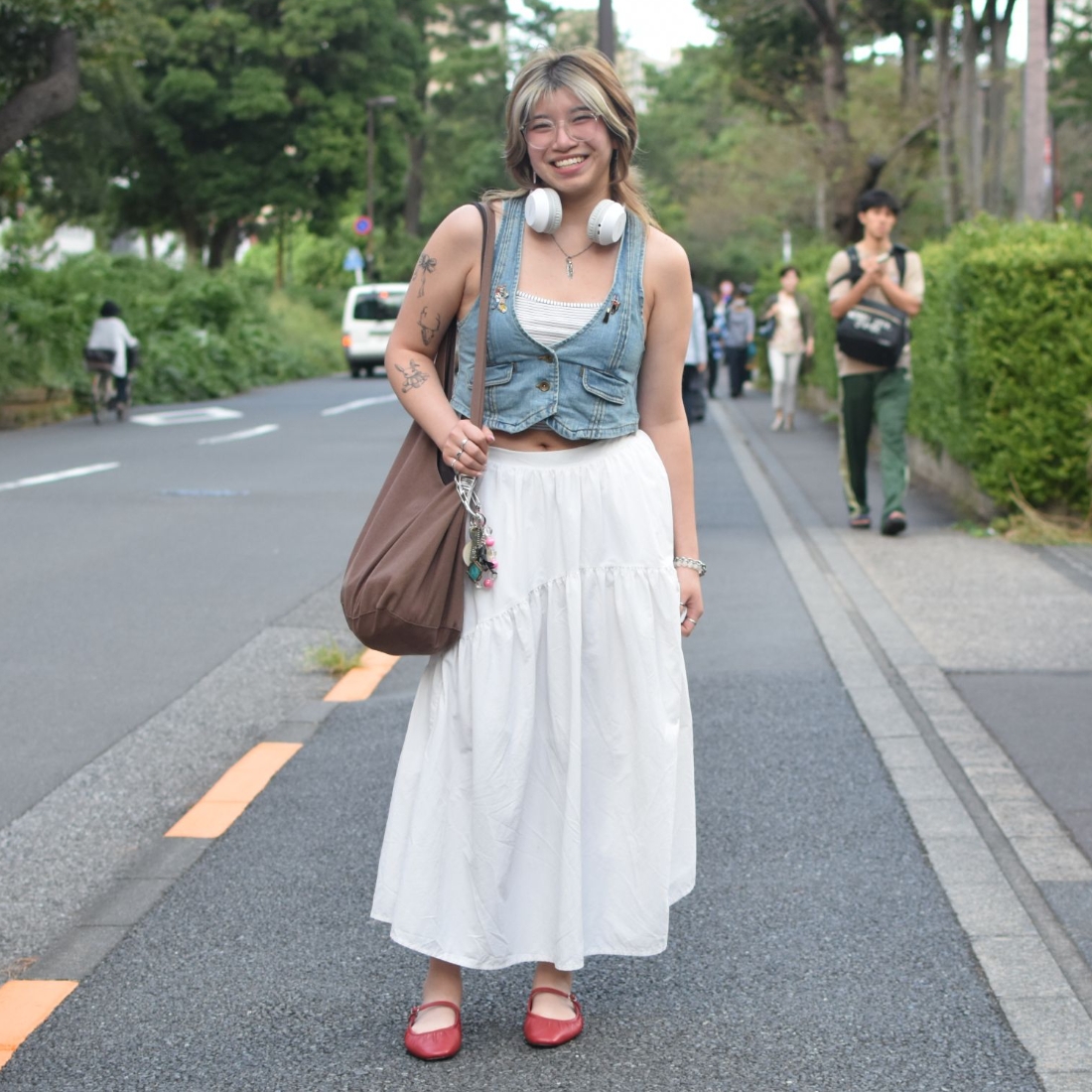 はじける笑顔が最高にカワイイ！！GIS ロビンの通学コーデをご紹介🎀