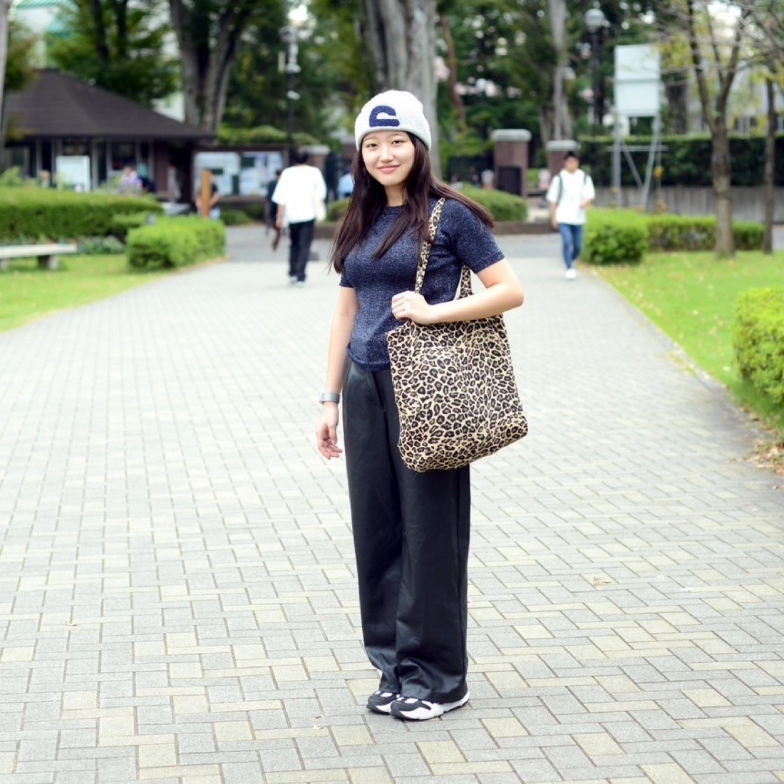 ナナさんの素材で魅せる秋コーデ🍂💙をパシャリ📸