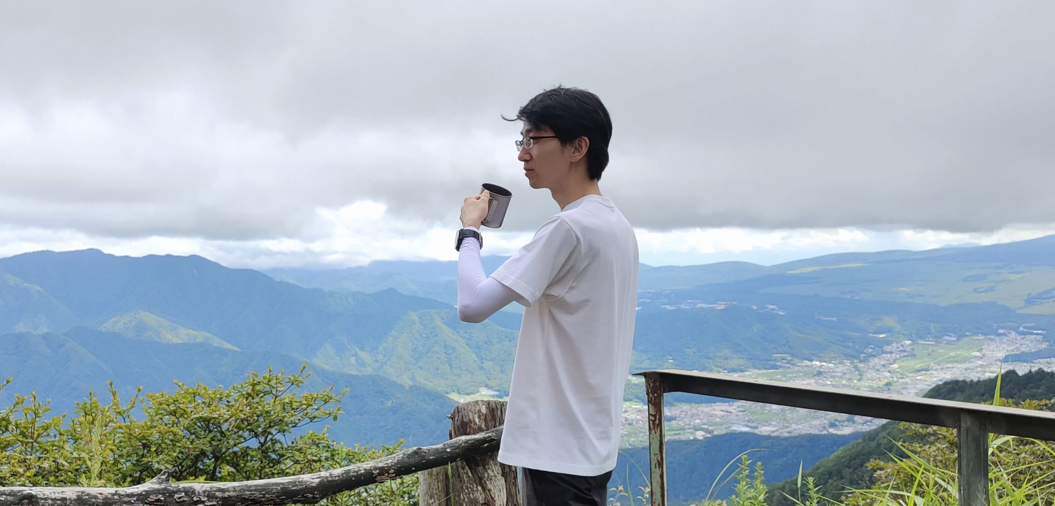 ごく自然と山を登っている姿が素敵！✨中国人留学生で茶道部に入っているmeizpgのインスタをちら見せ！！