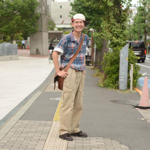 弾ける笑顔とコーデが最高💥経済学部東洋の特攻隊長のファッションスナップ！